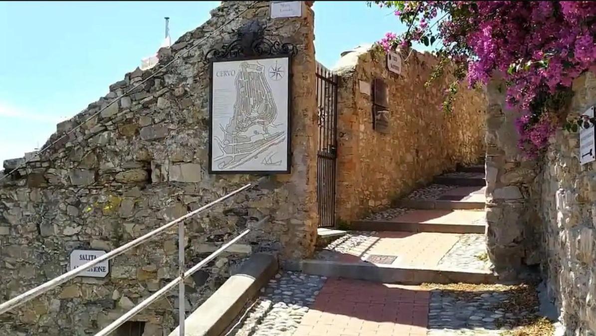 Stella Del Mare - Casa Incantevole Con Piscina E Parcheggio Privato Cervo Exterior foto